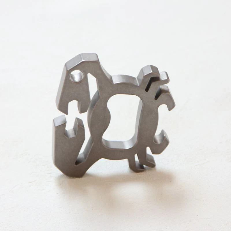 Creative Knuckle Duster Titanium Alloy Crab Bottle Opener Gadget - Image 4
