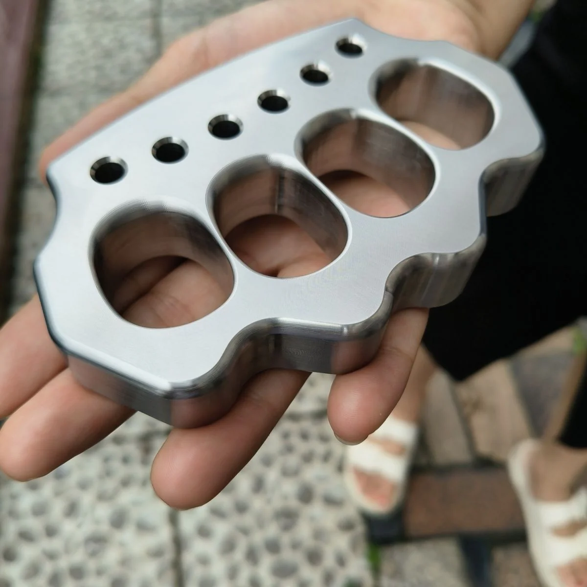 Large Finger Hole Solid Steel Knuckle Duster Fine Polish - Image 2