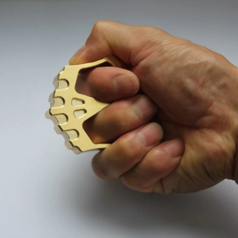 Lightning Brass Knuckle Duster - Image 8