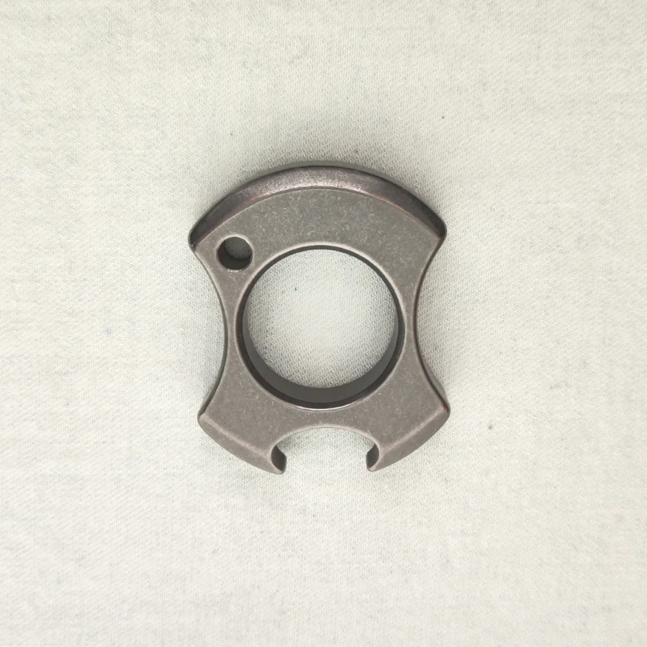 Mini Broken Window Brass Knuckle Duster Bottle Opening EDC Tool - Image 10