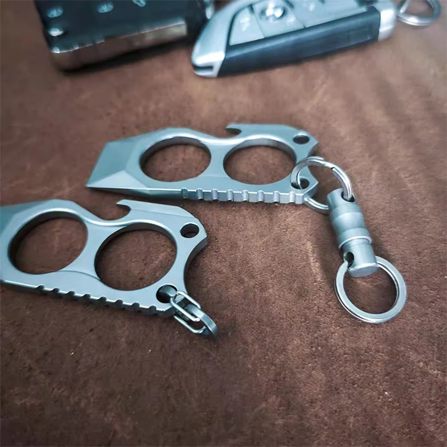 Mini Crowbar Titanium Alloy Bottle Opening EDC Tool - Image 2