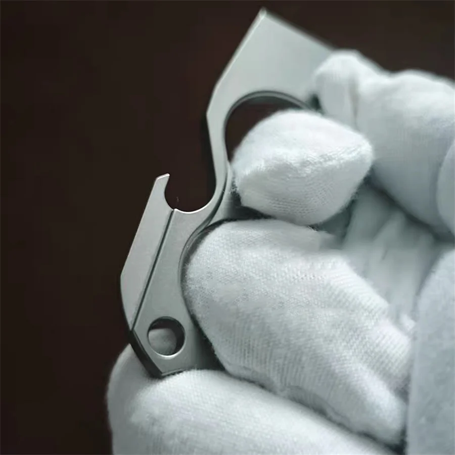 Mini Crowbar Titanium Alloy Bottle Opening EDC Tool - Image 7