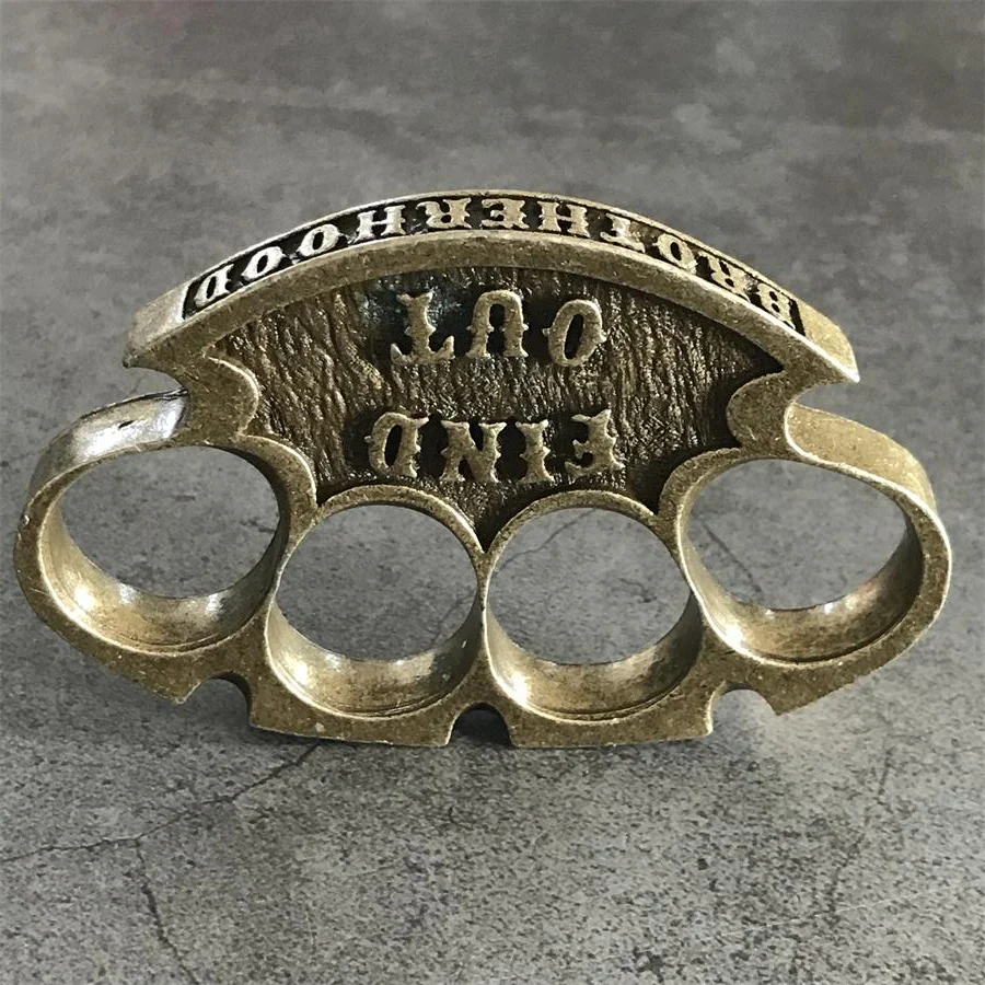 Mini Retro Style Knuckle Duster - Image 4