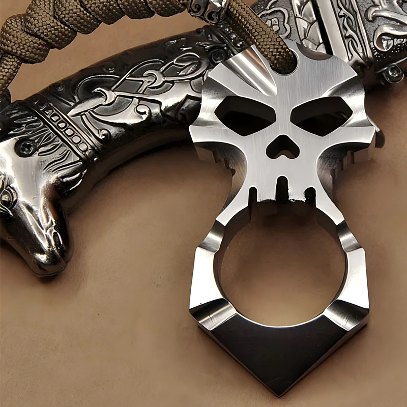 Mini Titanium Window Breaker Knuckle Duster - Image 3