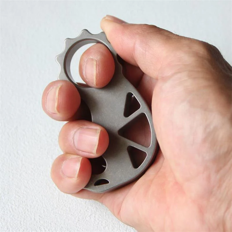 Multi-function Titanium Knuckle Duster Bottle Opening EDC Tool - Image 3