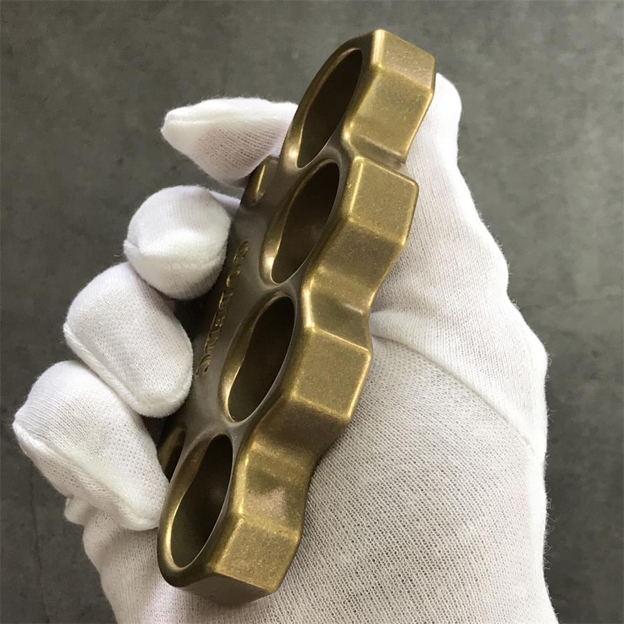 Old Color Style Classic Brass Knuckles Duster - Image 6