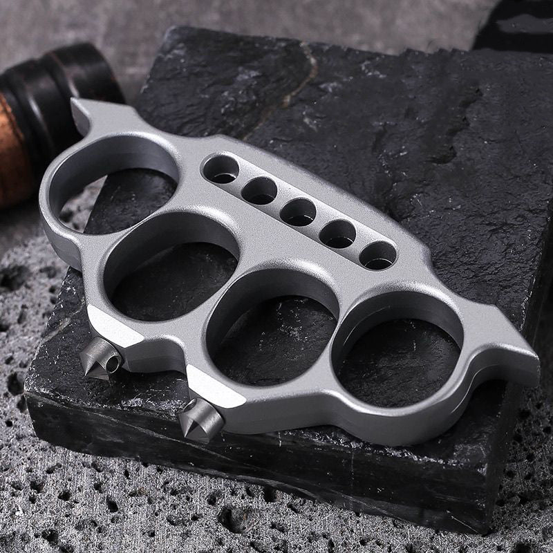 Outdoor Knuckle Duster Broken Window EDC Tool - Image 3