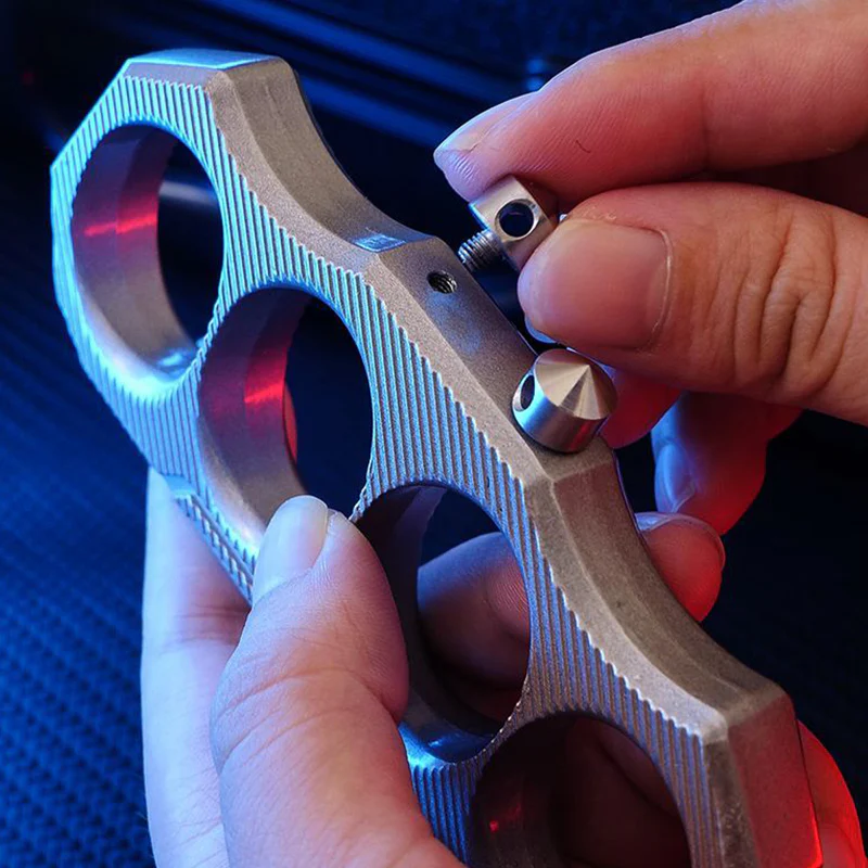 Portable Knuckle Duster with Detachable Window Breaker - Image 3