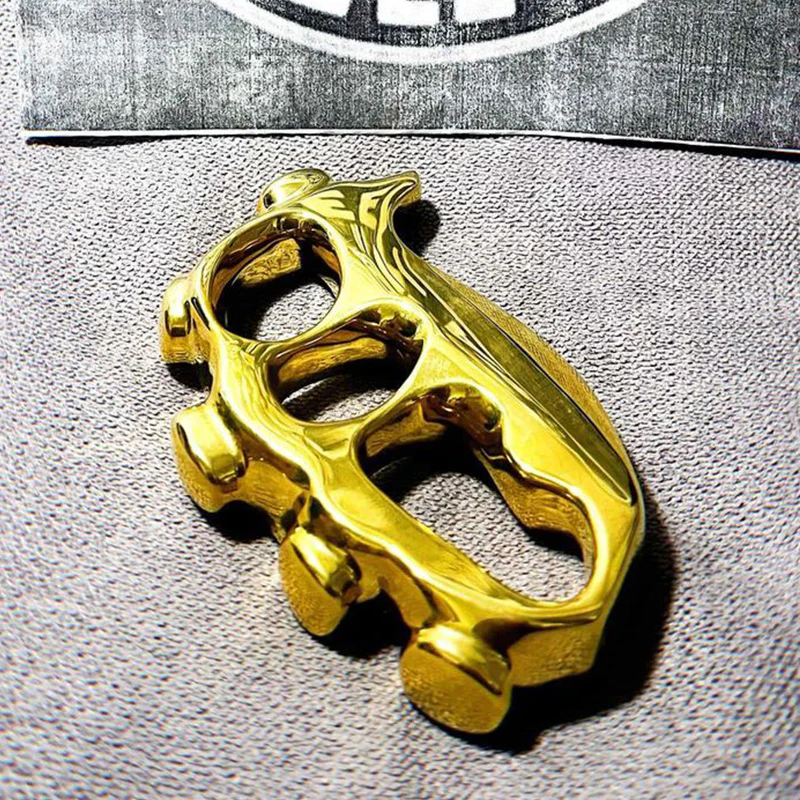 Right-hand Brass Knuckle Self-defense EDC Tool - Image 5
