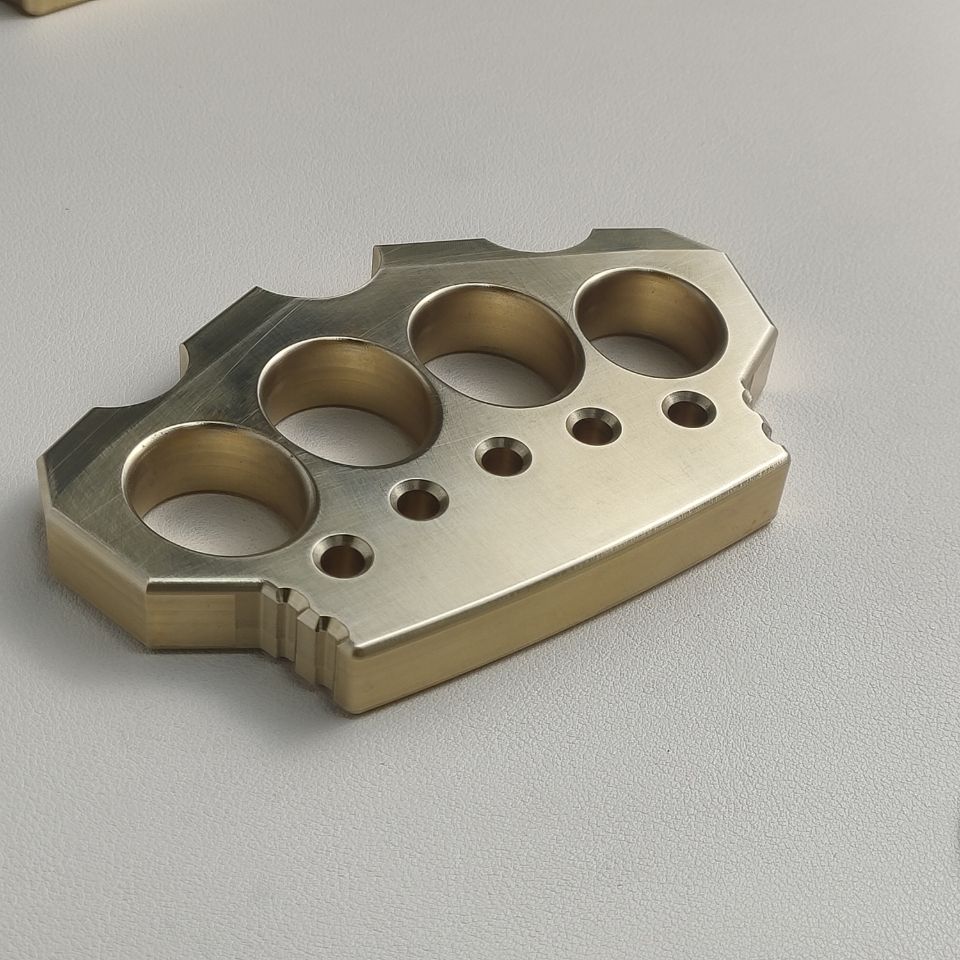 Thickened Solid Brass Knuckle Duster Boxing Four Finger Buckle Defense Window Breaker Outdoor EDC Tool - Image 5