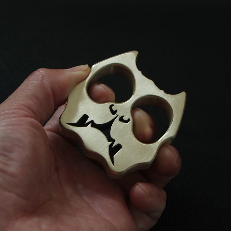 Thickened Solid Dog Brass Knuckle Duster - Image 6