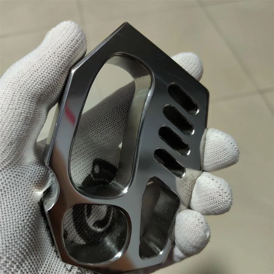 Thickened Titanium Alloy Knuckle Duster Window Breaking Tool - Image 2