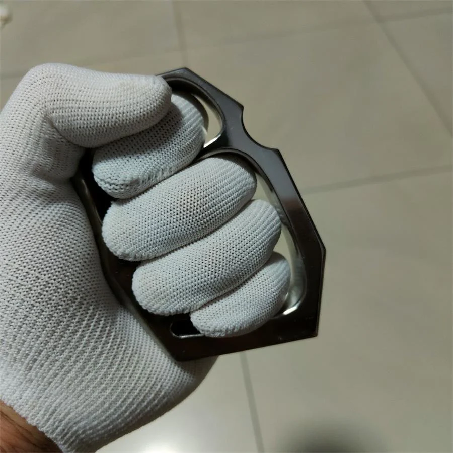 Thickened Titanium Alloy Knuckle Duster Window Breaking Tool - Image 8