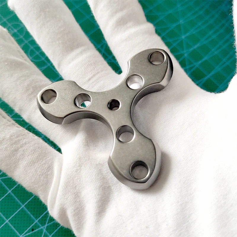 Titanium Alloy Triangle Self-defense Tool - Image 4