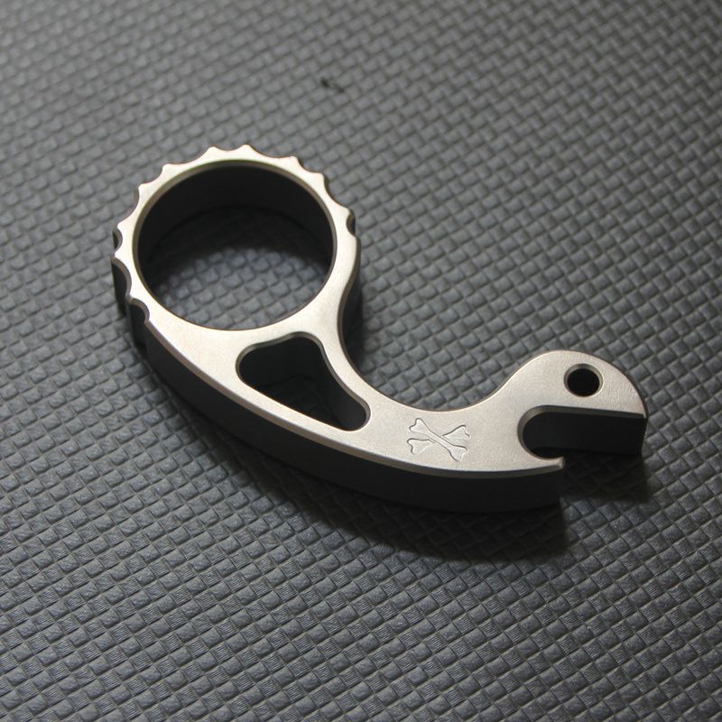Titanium Snail Knuckle Duster Multi-function Bottle Opening EDC Tool - Image 6